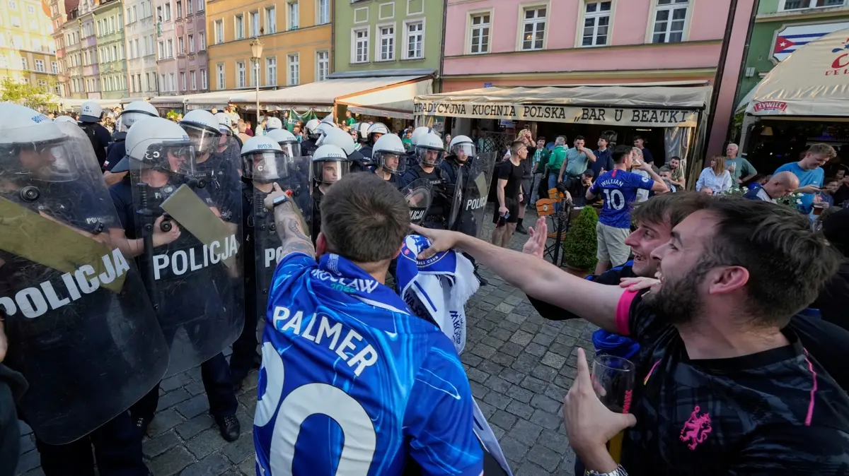 uefa konferans ligi kavga