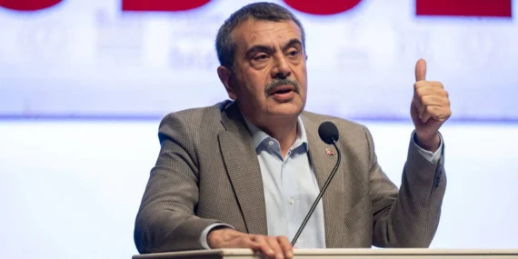 Milli Eğitim Bakanı Yusuf Tekin’den Açıklama: “86 Milyon Farklı Doğruyla Karşı Karşıyayız”
