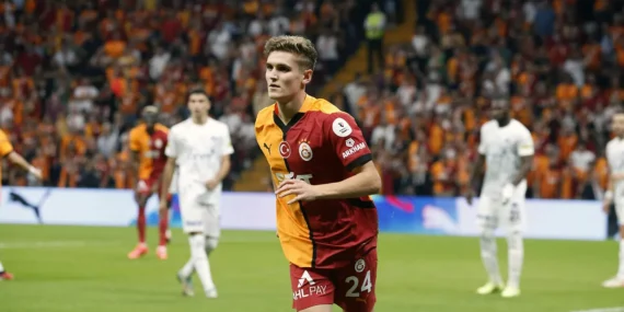 Galatasaraylı Elias Jelert Wolfsburg Yolcusu