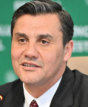 Ferdi Zeyrek