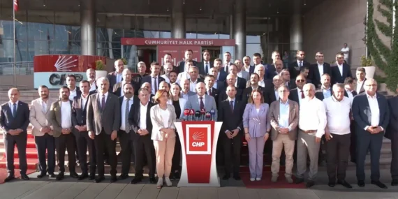 CHP’li 81 İl Başkanı Toplantı: Kılıçdaroğlu’na Birlik Çağrısı