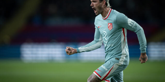 Galatasaray’da Orta Saha Hareketliliği Yaşanıyor: Lemina Gidiyor, Yıldız İsim Geliyor