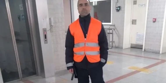 İzmir’de Vahşet: Sigara İçtiği İçin Uyaran Görevliyi Öldürdü!