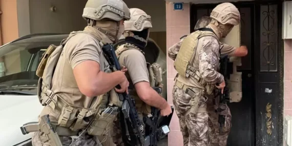 FETÖ’nün Finans Ağında 371 Şüpheliye Gözaltı!