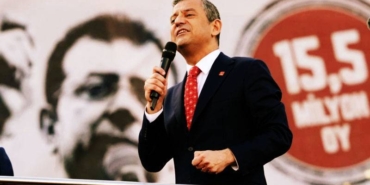 özgür özel