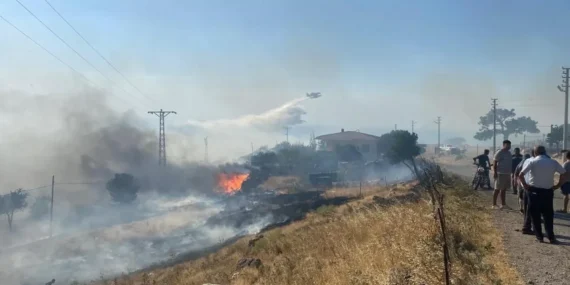 Çanakkale Ayvacık’ta Orman Yangınında Üç Köy Tahliye Edildi