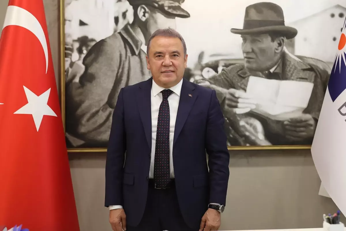Muhittin Böcek