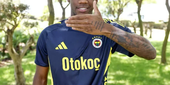 Fenerbahçe’nin Yıldızı Jhon Duran Hakkında Flaş İddia: “Mourinho Gittiği İçin Oynamıyor”