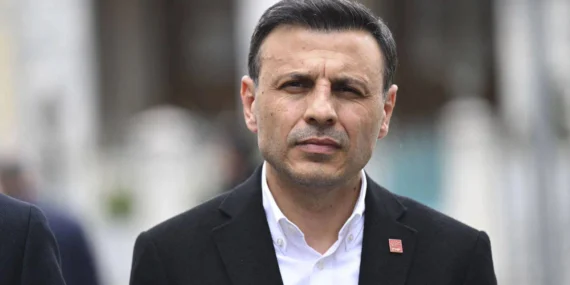 CHP İstanbul İl Kongresi Hakkında Durdurma Kararı Verildi!