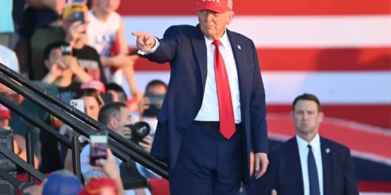 Trump 45 Trilyon Dolarlık Yasa Onaylandı