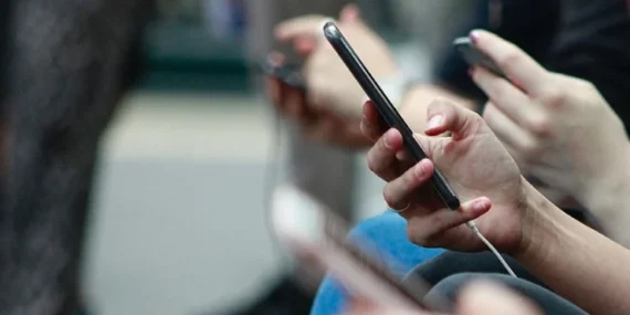 Türkiye’de İnternet Kullanım Oranı Yüzde 90.9’a Ulaştı: En Çok Kullanılan Uygulama Belli Oldu