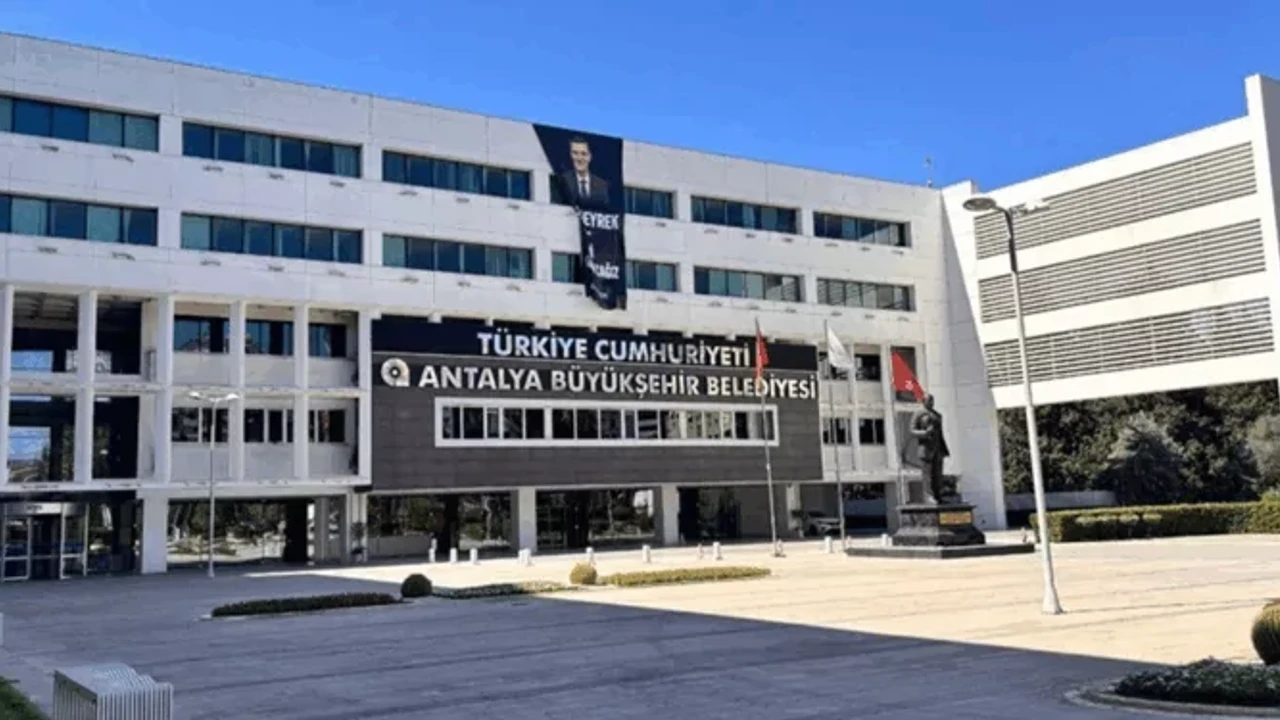 Antalya belediye gözaltı
