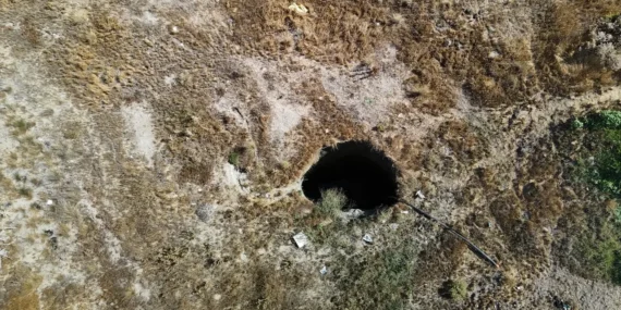 Balıkesir Depremi Sonrası Eskişehir’de Oluşan Obruk Korkuttu