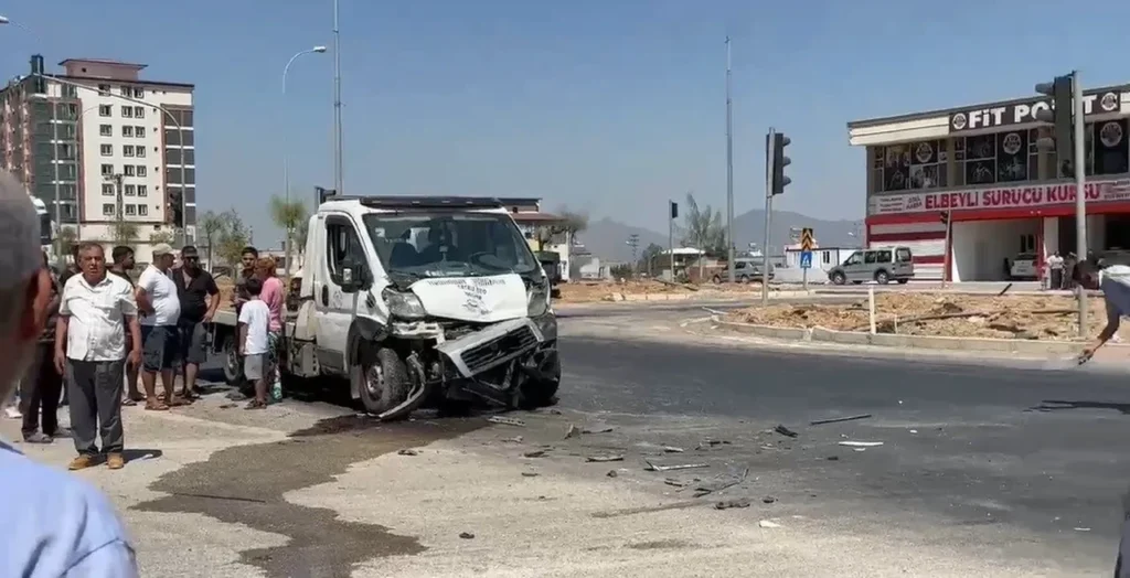 Hatay’da Düğün Yolunda Feci Kaza