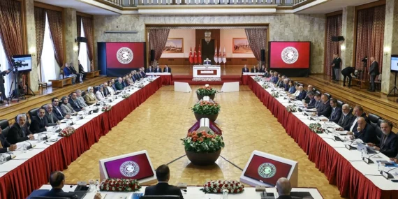 Gazi Lokman Aylar, Protez Gözünü Çıkarıp Gösterdi