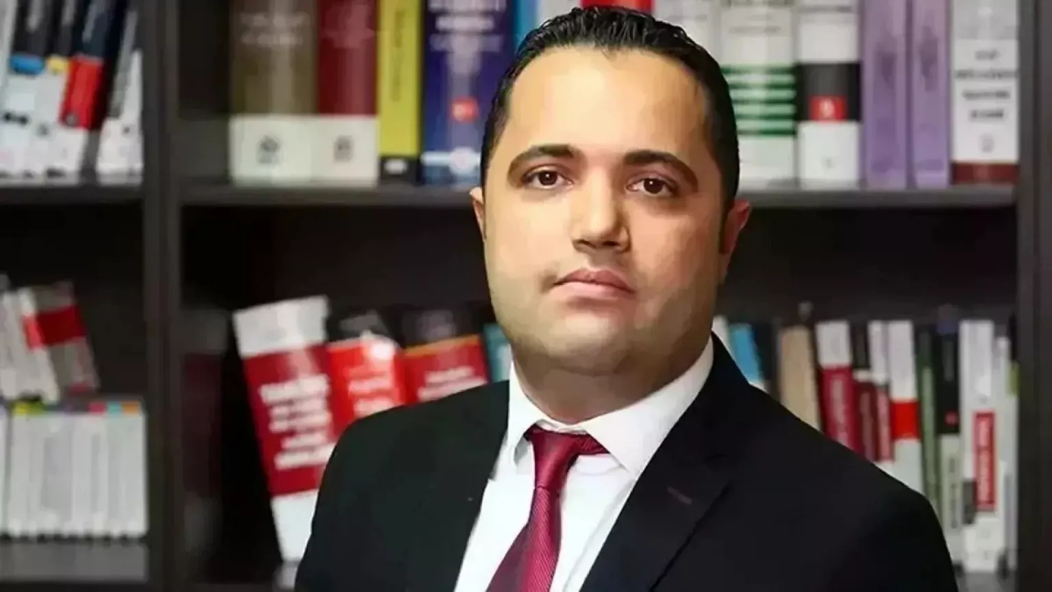 Rezan Epözdemir