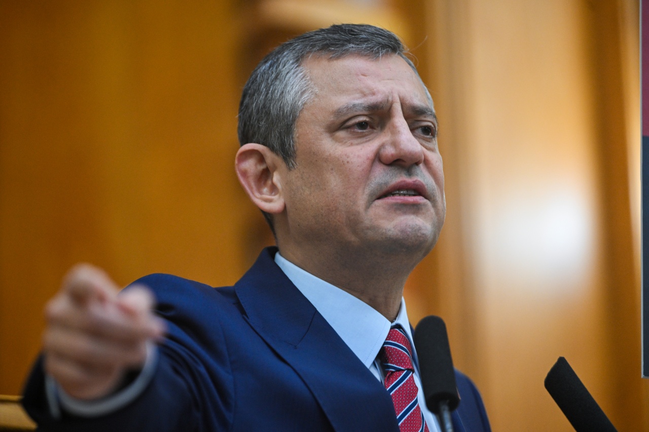 chp özgür özel
