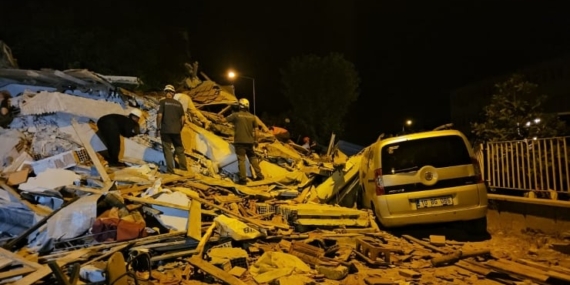 Balıkesir Depreminde Bir Vatandaş Hayatını Kaybetti