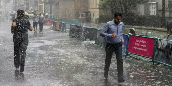 İstanbul’da Sağanak Alarmı Verildi!