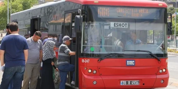 İzmir’de Toplu Ulaşıma Zam Geldi!