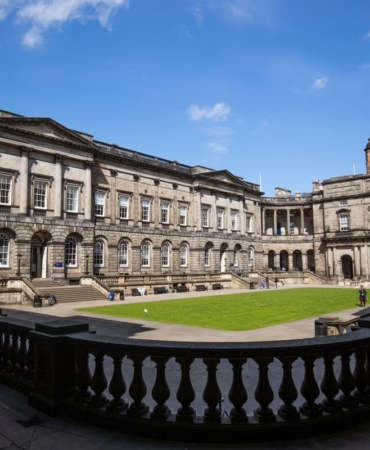 Edinburgh Üniversitesi’nin “Kafatası Odası” Yeniden Gündemde