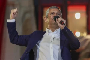 Özgür Özel