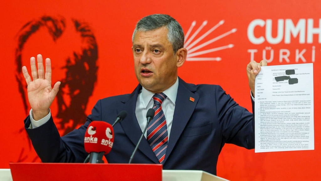 özgür özel mücahit birinci