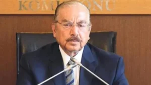 Agah Oktay Güner