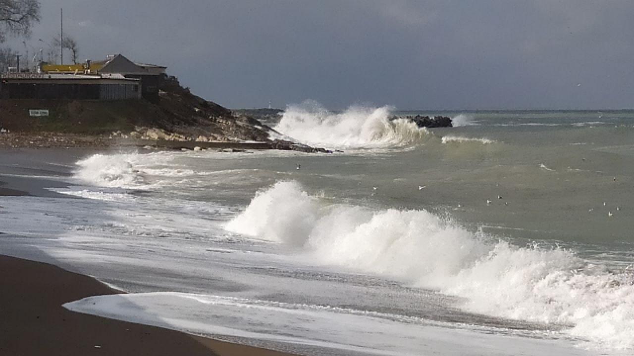 Akçakoca dalga