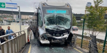 Kadıköy metrobüs kaza