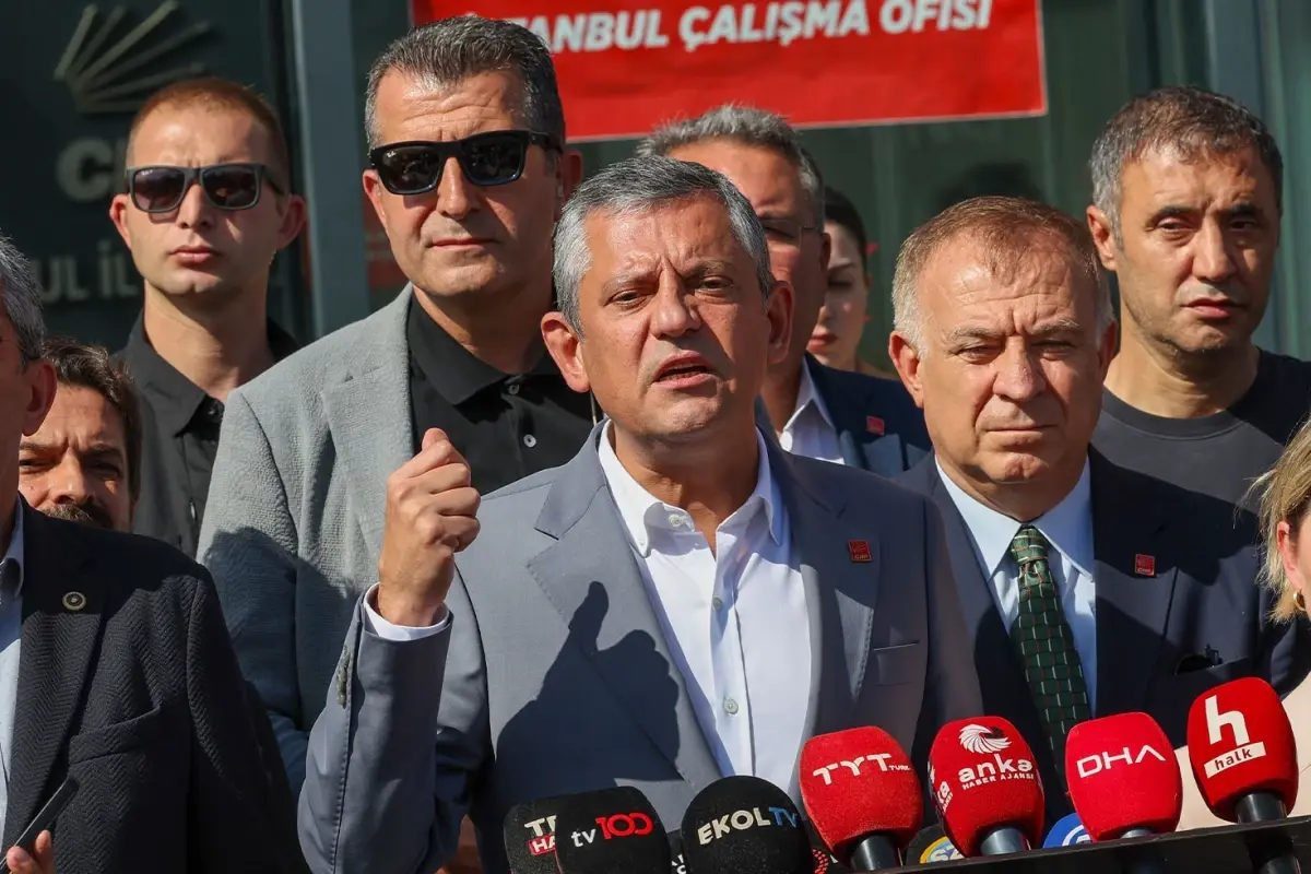 Özgür Özel