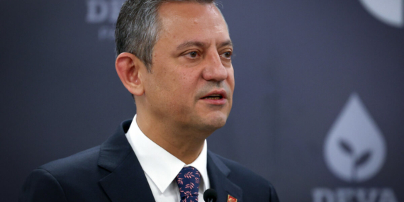Özgür Özel’den Adaylık Açıklaması: “Mansur Yavaş İçin de Ön Seçim Yaparız”