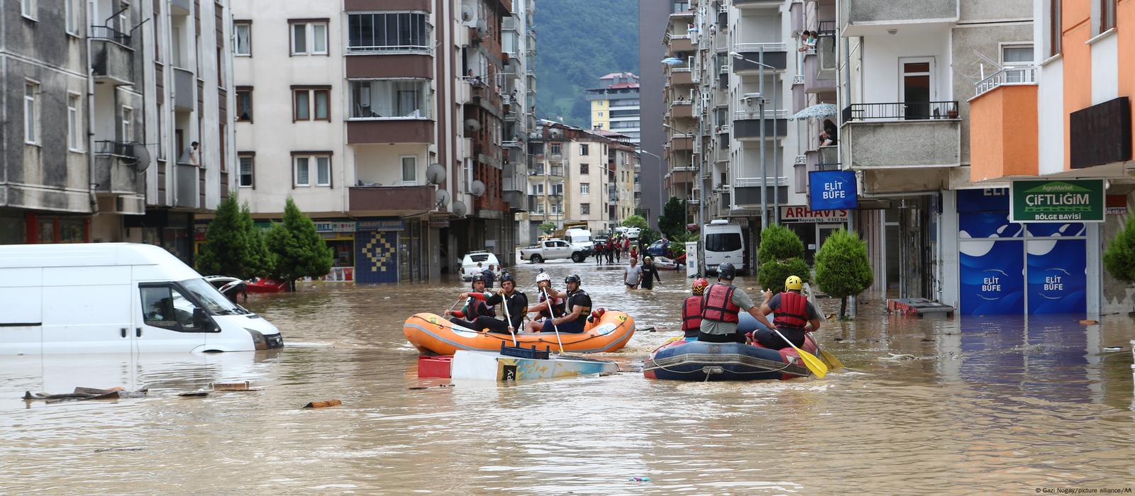 Rize ve Artvin’de Sel Felaketi