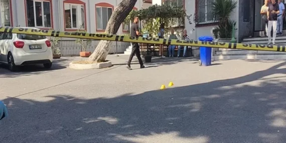 Zeytinburnu’nda Balıklı Rum Hastanesi Önünde Silahlı Saldırı