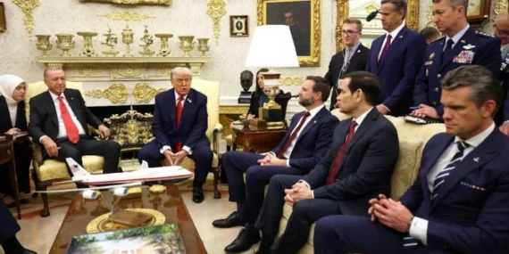 Cumhurbaşkanı Erdoğan-Donald Trump Görüşmesine CHP’den İlk Tepki: “Asrın Lideri Sustu”