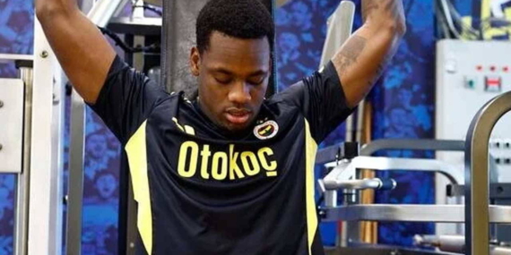 Sakatlık Süreci Tartışmalara Neden Olmuştu: Jhon Duran’ın Sahalara Döneceği Tarihle İlgili Yeni İddia!