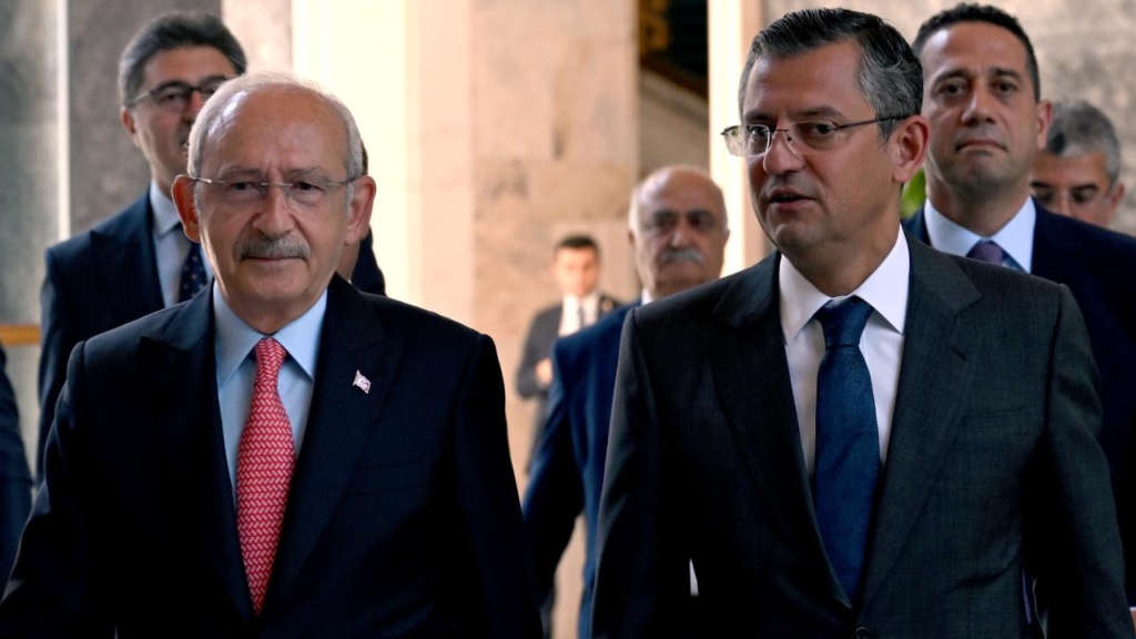 kemal kılıçdaroğlu özgür özel