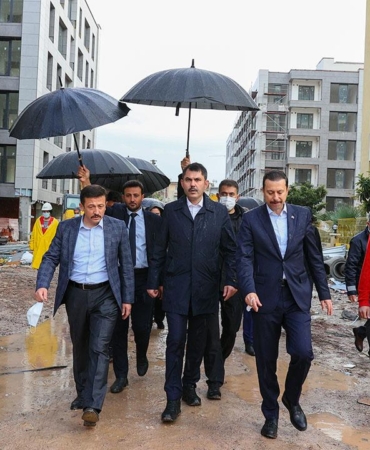 murat kurum deprem konutları