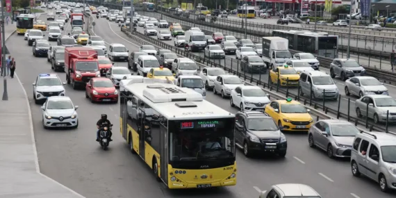 İstanbul’da Toplu Ulaşım Ücretlerine Yüzde 30 Zam Uygulaması Başladı