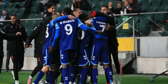 Samsunspor Avrupa’ya Galibiyetle Başladı