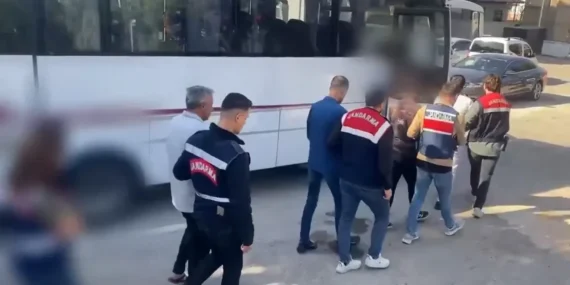 Siber Dolandırıcılığa Büyük Darbe! 9 İlde 61 Şüpheli Yakalandı